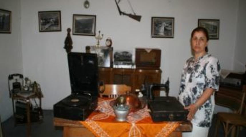 Devrek&rsquo;te A&ccedil;ılan Eski Devrek Evi Sergisi B&uuml;y&uuml;k İlgi G&ouml;r&uuml;yor