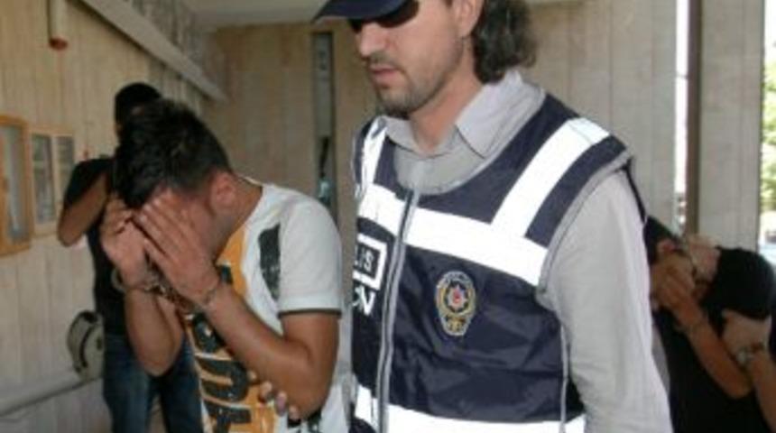 Esrar Operasyonunda 4 Tutuklama