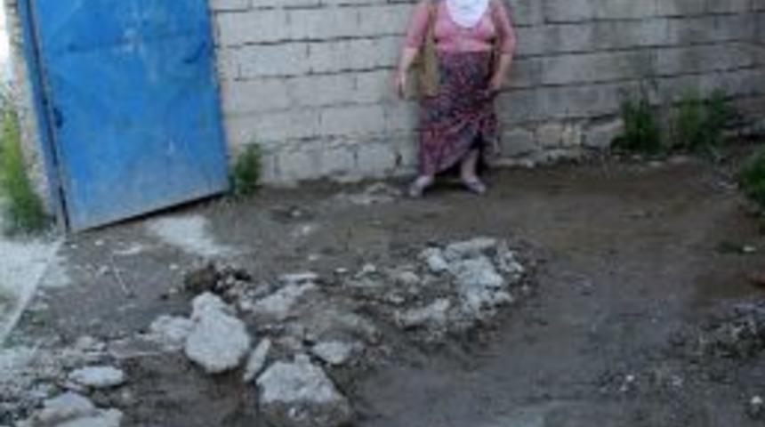 Patlayan Kanalizasyon Dsi Kanalına Verildi