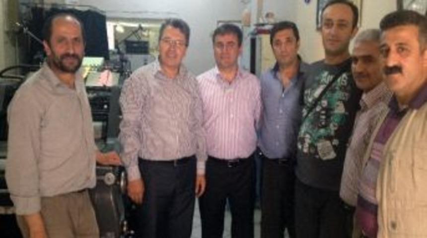 Üstün Gümüşhane Esnafını Ziyaret Etti