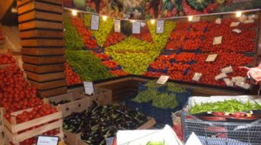 Kavurucu sıcakta buz gibi meyve ve sebze