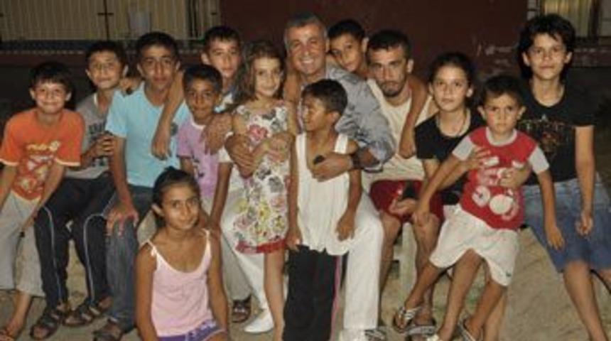 Başkan S&ouml;zen &ccedil;ocukları unutmuyor