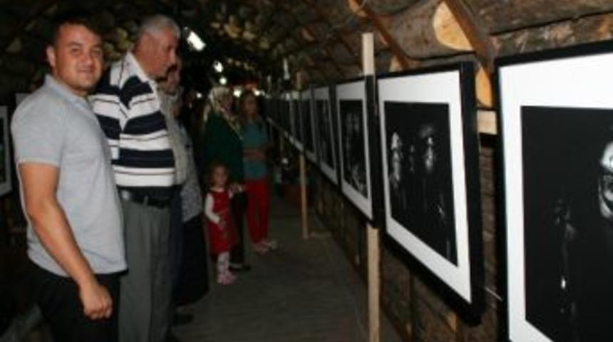 Devrek&rsquo;te Madenciler Tarafından A&ccedil;ılan Resim Sergisi B&uuml;y&uuml;k İlgi G&ouml;r&uuml;yor