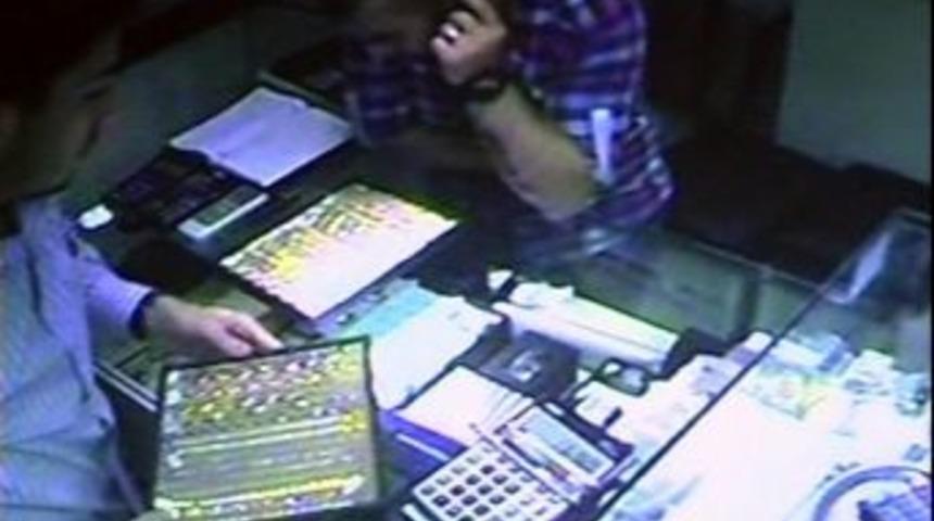 Bursa’da Kuyumcudan Hırsızlık