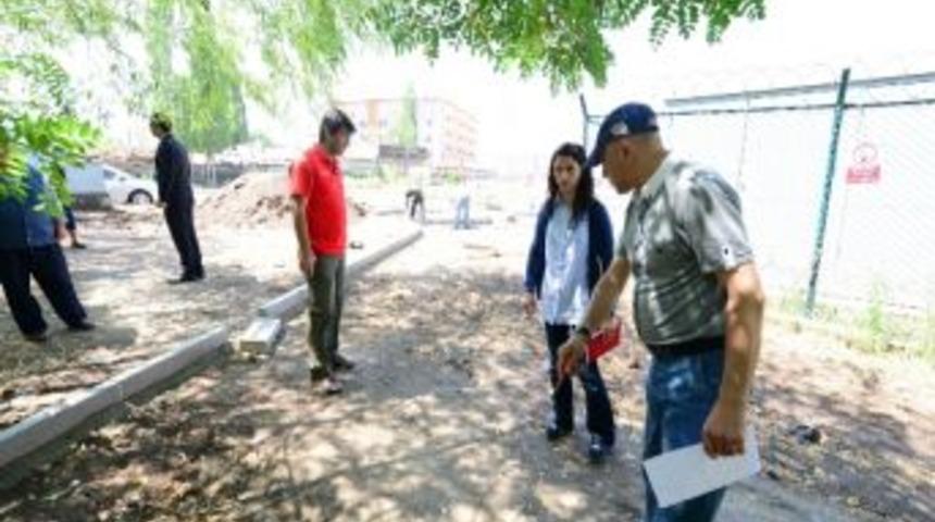 Ali Korkut, Her Sokağa Bir Park Uygulamasını S&uuml;rd&uuml;r&uuml;yor