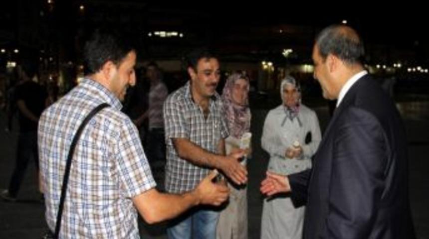 Doğan &Uuml;rg&uuml;p Vatandaşlarla Sohbet Etti