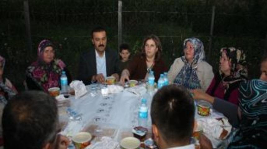 D&uuml;zce Belediyesinden K&ouml;rpeşler Ve Sancaklar&rsquo;da Bin 500 Kişilik İftar