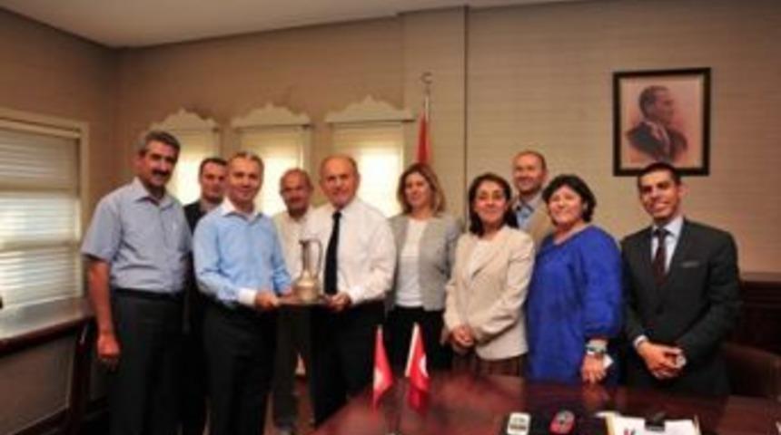 Beylikd&uuml;z&uuml;&rsquo;nden Topbaş&rsquo;a metrob&uuml;s teşekk&uuml;r&uuml;