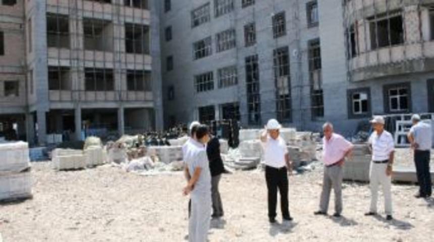 Iğdır &Uuml;niversitesi&rsquo;nin Kamp&uuml;s İnşaatı &Ccedil;alışmaları