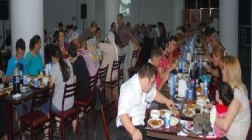 Giresun &Uuml;niversitesi Engelli Sporcularla İftar Sofrasında Buluştu