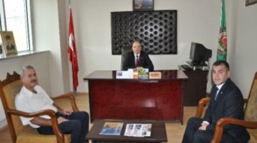 Vali Amir &Ccedil;i&ccedil;ek, Ziraat Odası Başkanlığ'nı Ziyaret Etti