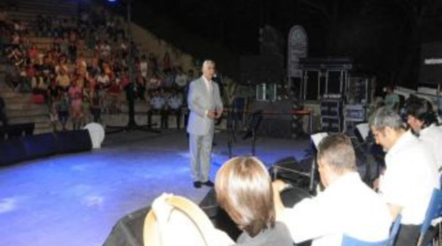 Manisa&rsquo;da Tasavvuf M&uuml;ziği Konseri Beğeni Topladı