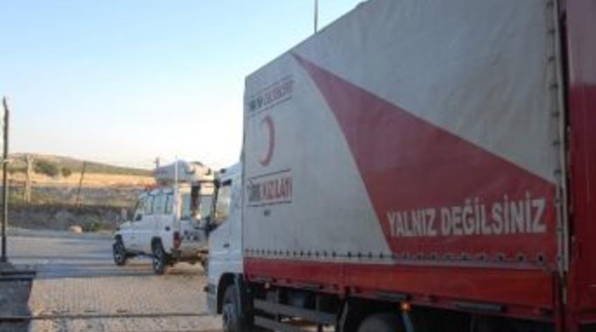 Suriyelilere İnsani Yardım Malzemesi G&ouml;nderildi