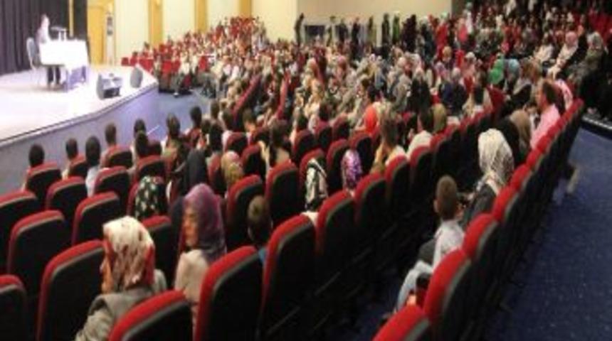 B&uuml;y&uuml;kşehir Belediyesi K&uuml;lt&uuml;r Merkezi&rsquo;nde Kur&rsquo;an-ı Kerim Tilaveti Programı&hellip;