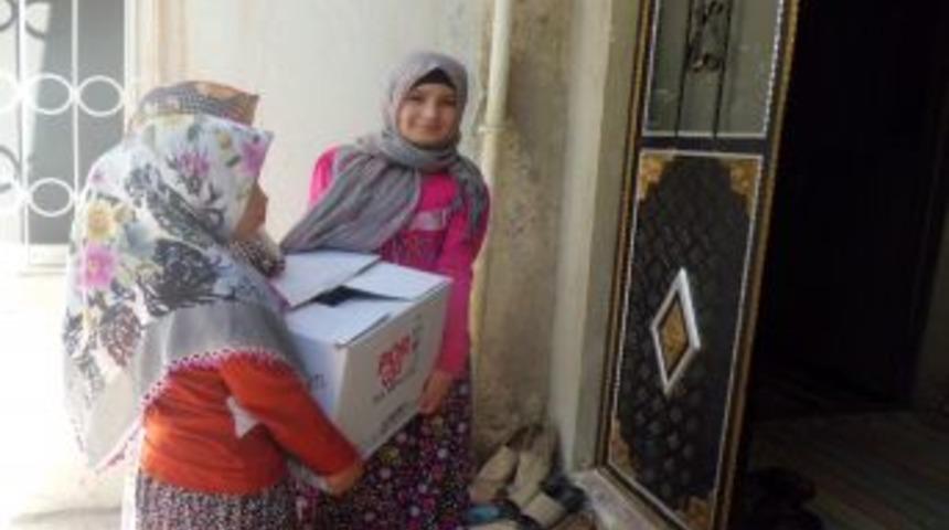 Kız Kur&rsquo;an Kursu &Ouml;ğrencilerinden &Ouml;rnek Davranış