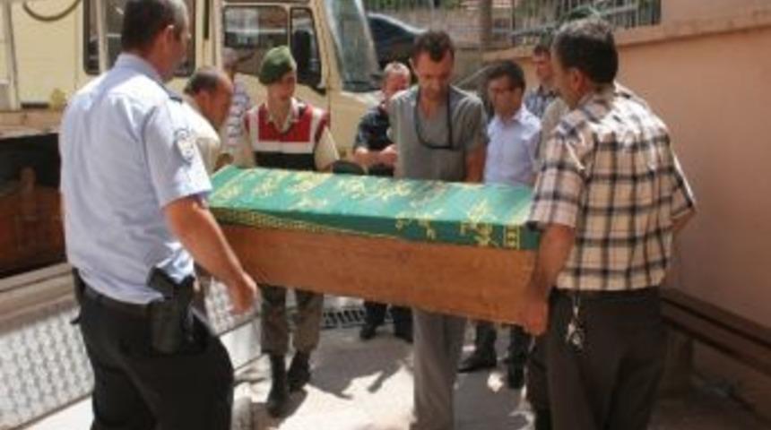 Denizde &ouml;l&uuml; olarak bulundu