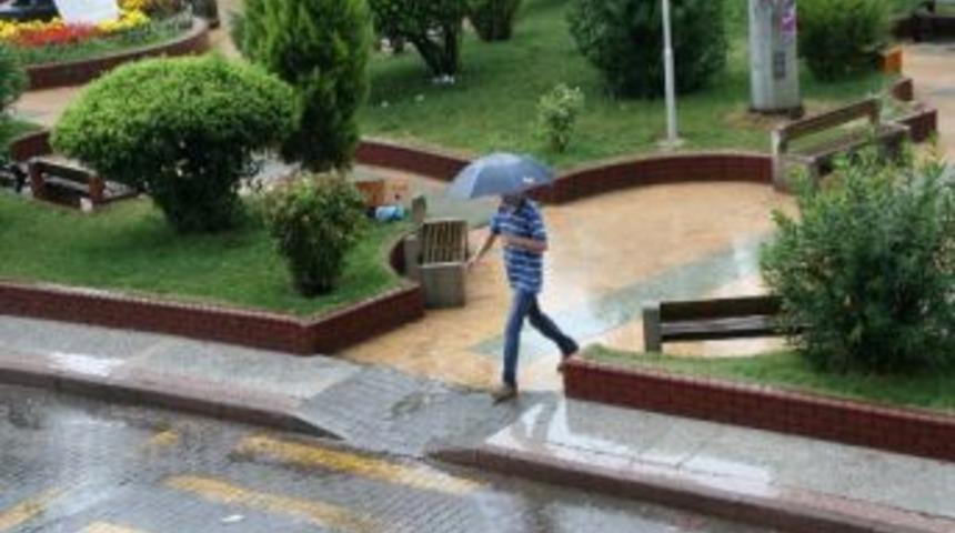 Devrekte Yağış Serinletti