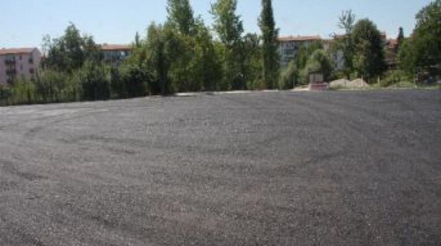 Yol &Ccedil;alışmaları Devam Ediyor