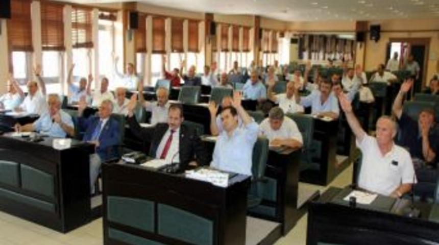 &Ouml;zel İdare'den Spor İl M&uuml;d&uuml;rl&uuml;ğ&uuml;&rsquo;ne 110 Bin Tl &Ouml;denek