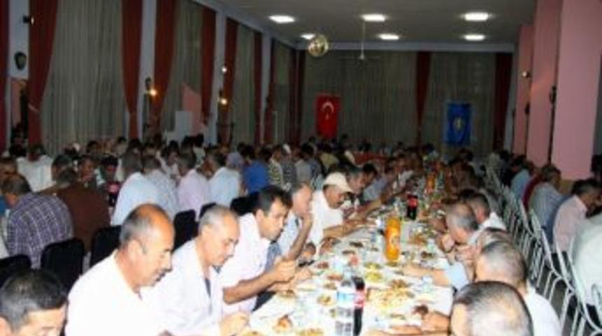 İl &Ouml;zel İdaresi &Ccedil;alışanları İftar Yemeğinde Buluştu