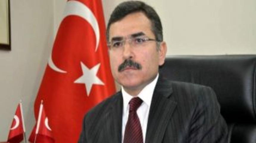 Balıkesir'in Yeni Valisi Ahmet Turhan