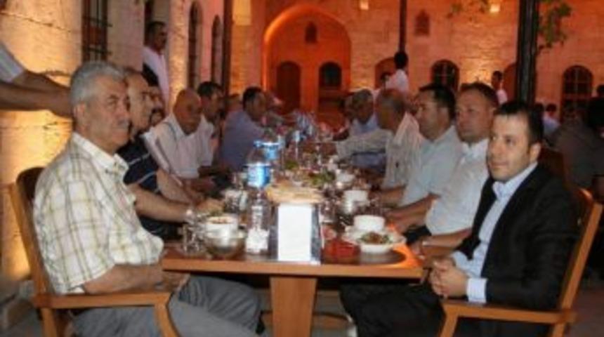 Yavuzeli Kaymakamlığı'ndan İftar Yemeği