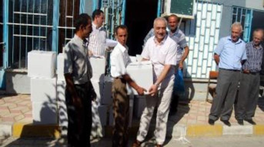 Orhaneli Belediyesinden Personeline Gıda Yardımı