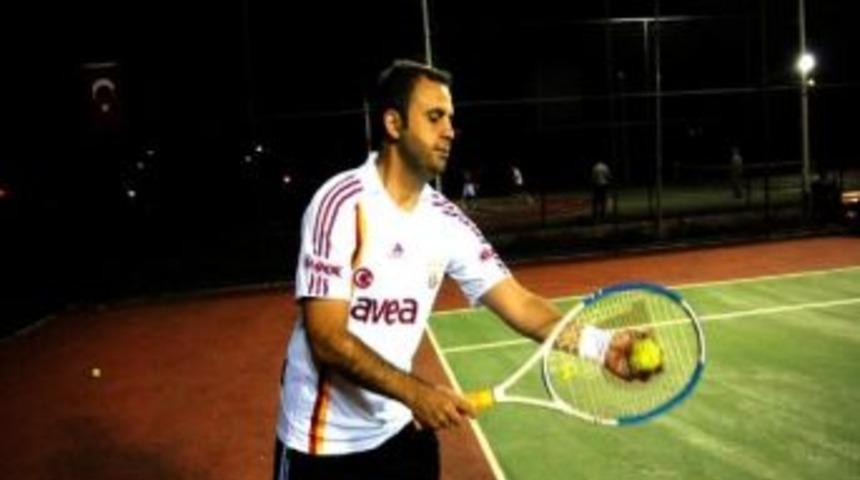 Sarıkamış&rsquo;ta Sodes Kapasamında Hayata Ge&ccedil;irilen Spor Tesislerine Vatandaşlar Yoğun İlgi G&ouml;steriyor