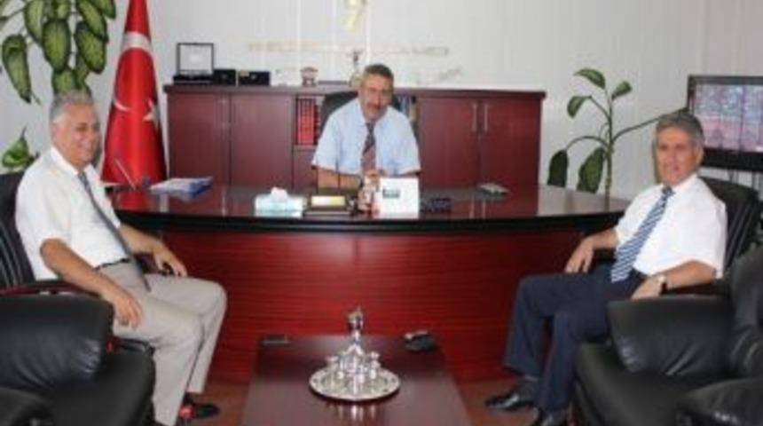 İzmir Valisi Cahit Kıra&ccedil;, K&uuml;&ccedil;&uuml;k Menderes İl&ccedil;elerini Turladı