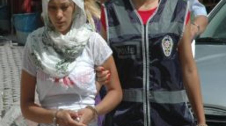 Bakımlı Kadın Hırsızlar Yakalandı