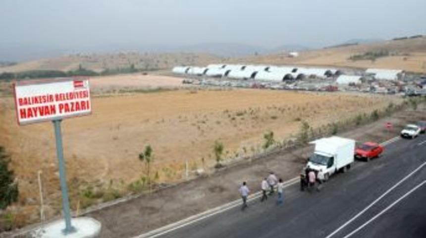 Şap Sebebiyle Kapatılan Balıkesir Hayvan Pazarı 6 Ağustos'ta A&ccedil;ılıyor