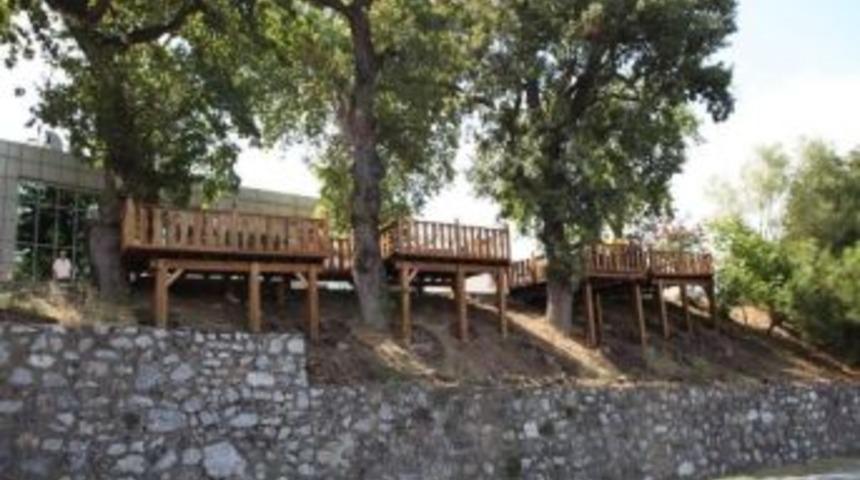 Bah&ccedil;ecik K&uuml;lt&uuml;r Merkezi'ne Seyir Terası