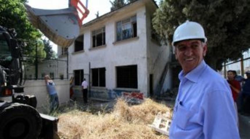 Gaziemir'deki 'yıkım' Sevindirdi