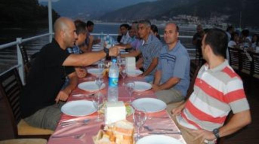 Emniyet Personeli İftar Yemeğinde