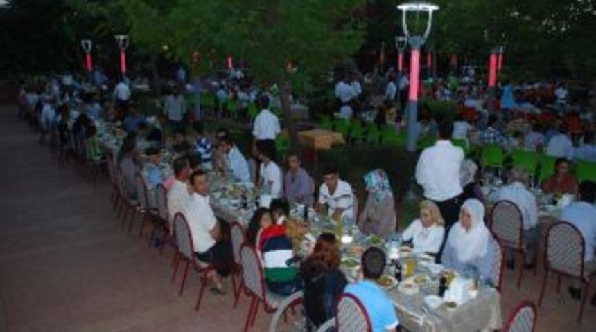 Tpao&rsquo;dan Engellilere İftar Yemeği