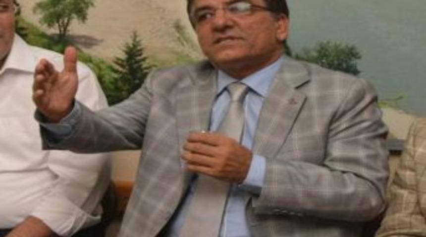 Ak Parti&rsquo;nin Sokak İftarları Aralıksız S&uuml;r&uuml;yor&hellip;