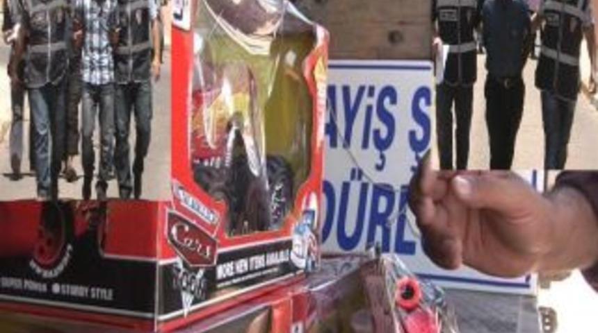 10 bin liralık oyuncak &ccedil;alındı