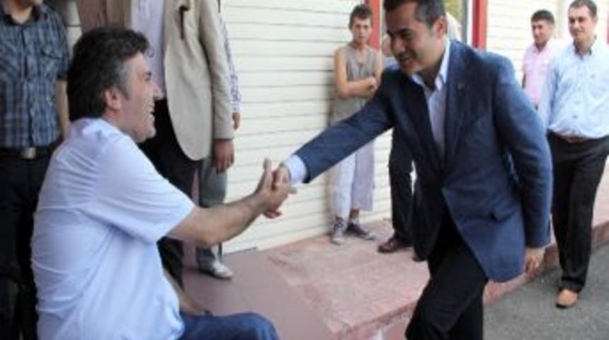 Bakan Kılı&ccedil;, Samsunspor &Uuml;zerinden Kendisini Eleştirenlere Cevap Verdi