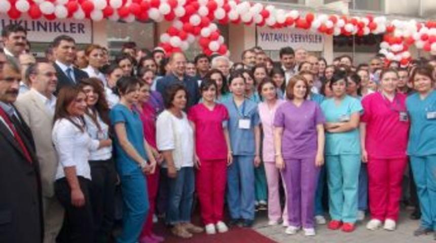 Bakan Akdağ: Sağlıkta D&ouml;n&uuml;ş&uuml;m Programımız Avrupa'da Takdir G&ouml;r&uuml;yor