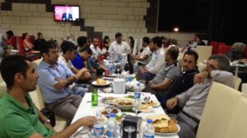 T&uuml;rk Telekom İl M&uuml;d&uuml;r&uuml; Basın Mensuplarıyla İftar Yemeğinde Buluştu