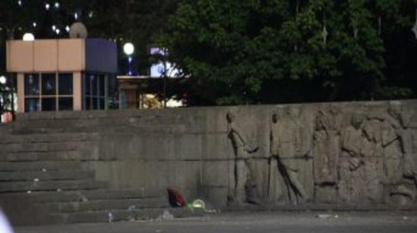 Ankara'da Ş&uuml;pheli &Ccedil;anta Paniği