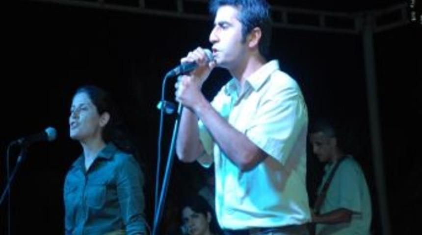 Grup Yorum'dan 5 Bin Kişiye M&uuml;zik Ziyafeti