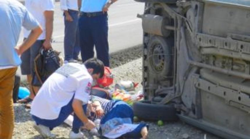 Osmancık'ta ara&ccedil; takla attı: 6 yaralı