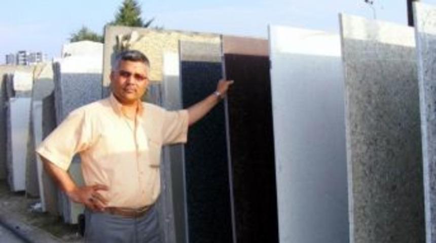 Yazlamaz: "d&uuml;nyada &Ccedil;ığır A&ccedil;an Kuvars, T&uuml;rkiye&rsquo;de Cari A&ccedil;ığa Olumlu Etki Yapar"