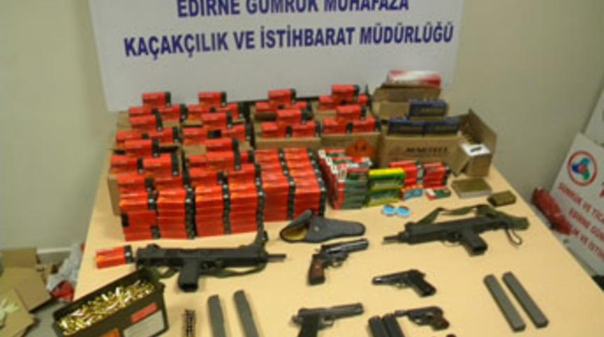 Minib&uuml;sten cephanelik &ccedil;ıktı