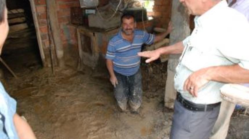 &Ccedil;orum Osmancık&rsquo; ta sel k&ouml;yleri vurdu