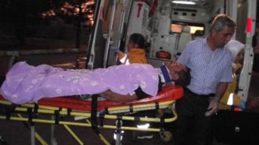 Kulu&rsquo;da Otomobil Şarampole Yuvarlandı: 1 Yaralı