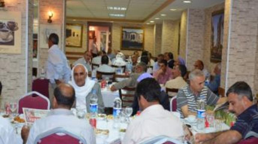 Viranşehir Ziraat Odası Muhtarlara İftar Yemeği Verdi