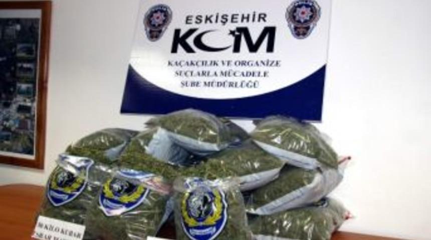 Eskişehir'de 50 Kilo Kubar Esrar Maddesi Ele Ge&ccedil;irildi