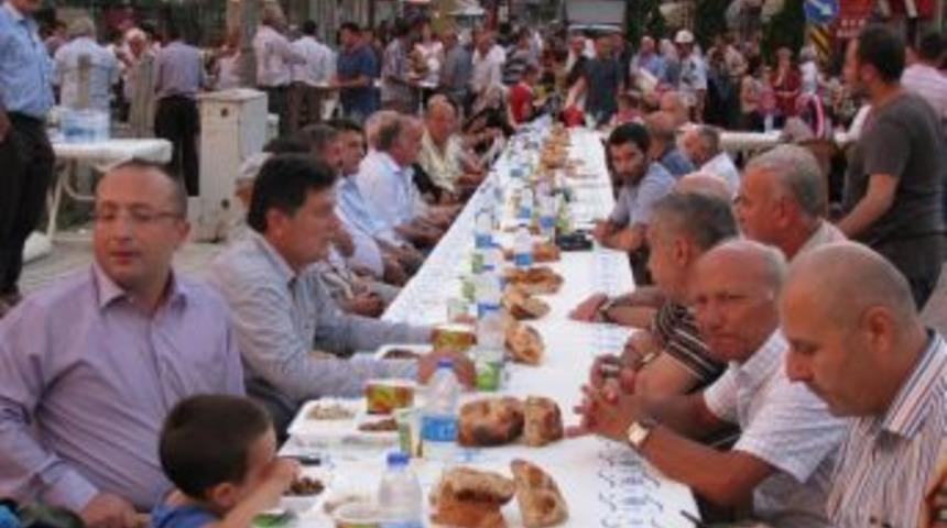 Ulus'ta 3 Bin Kişiye İftar